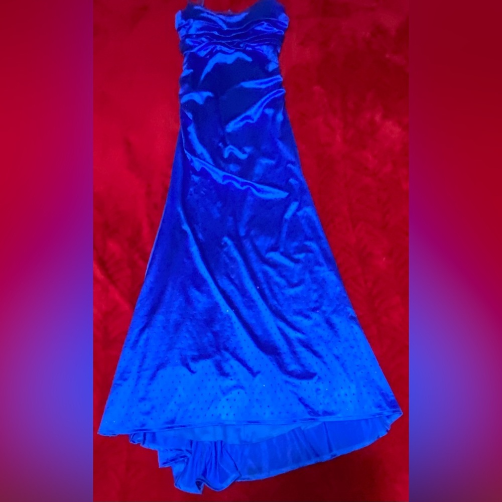 SZ 15 Like New Wore Once Beautiful Blue Subtle Sequins beautiful detail Vibrant! - Picture 5 of 16